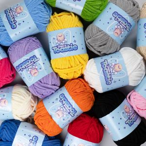 Yarn King Cole Warm & Toastie Super Chunky 200 g / Different shades