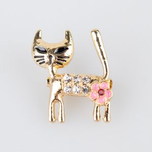 Brooch / Little cat with flower / Gold