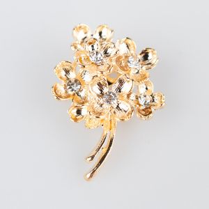 Brooch / Bunch of flowers / Gold